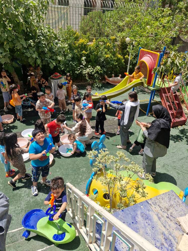 کودکستان رویای رنگین آتنا